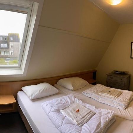 De Admiraal Hollum (Ameland) Exterior photo